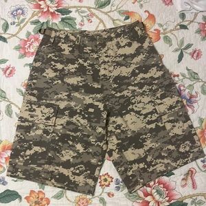 ROTHCO JR. G.I. BDU CAMO CARGO SHORTS SIZE X-SMALL BOYS